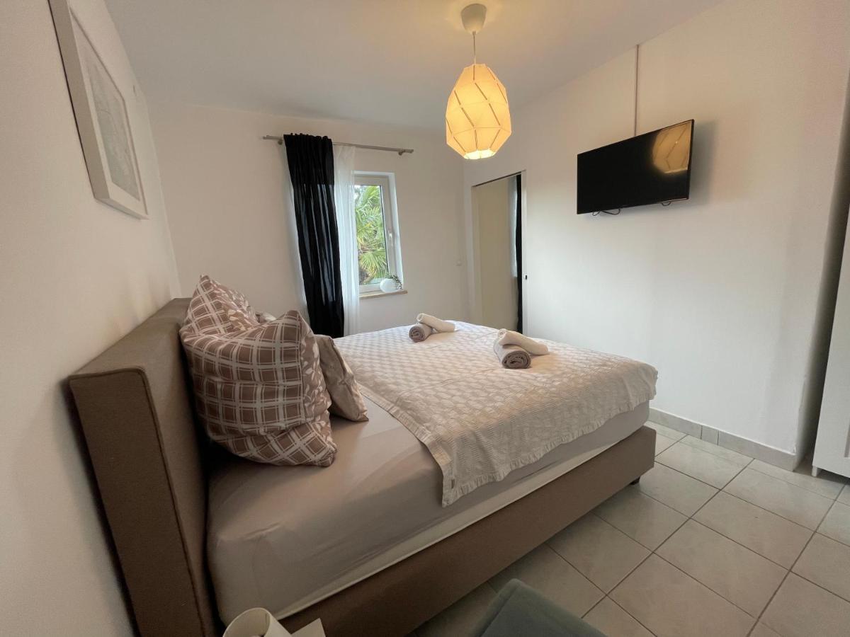 Enna Apartment 3 Perfect Location Медулин Екстериор снимка